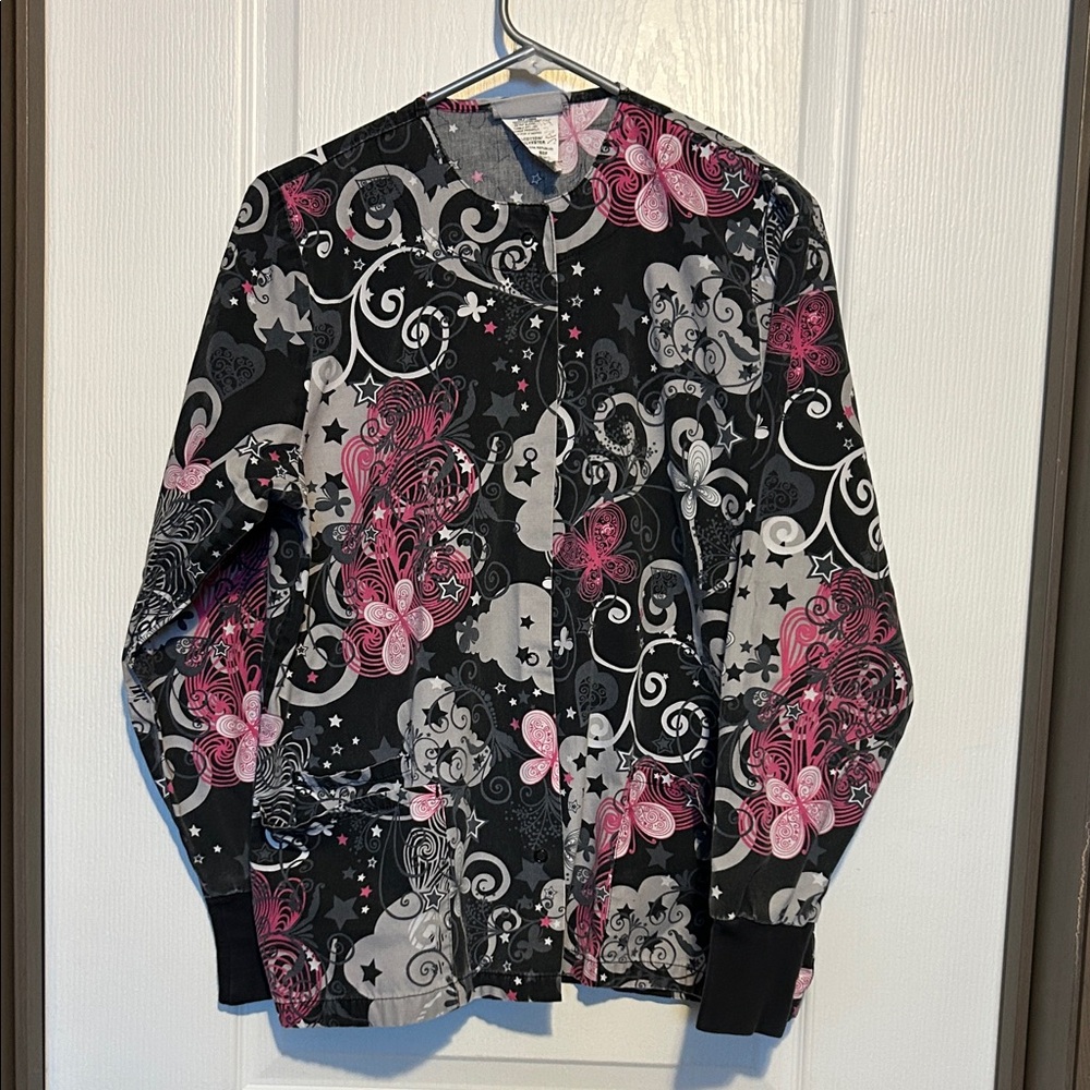 UA lab jacket
